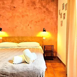 2* Pensión Aba Maya